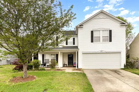 3254 Pikes Peak Dr, Gastonia, NC 28052