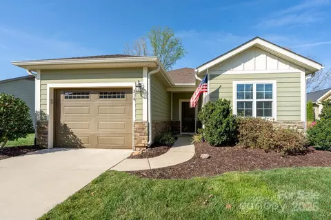 314 Flat Rock Dr, Denver, NC 28037