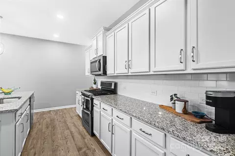 Kitchen - 6563 Kinder Ln, Lancaster, SC 29720 photo 3 of 3