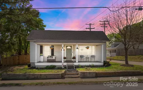 207 Kerr Nw St NW, Concord, NC 28025