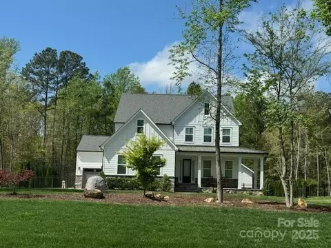 6006 Waxhaw Crossing Dr, Waxhaw, NC 28173
