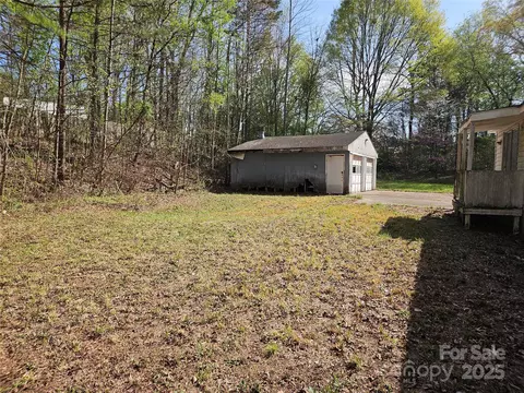 1586 Brook Ln, Denver, NC 28037 photo 6