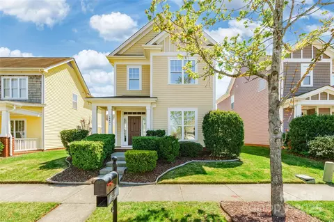 16431 Leavitt Ln, Davidson, NC 28036