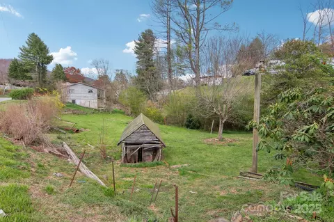 Other - 21 Henry Dr, Clyde, NC 28721 photo 6 of 9
