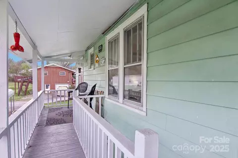 Exterior - 21 Henry Dr, Clyde, NC 28721 photo 7 of 12