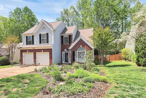 1432 Deer Forest Dr, Fort Mill, SC 29707