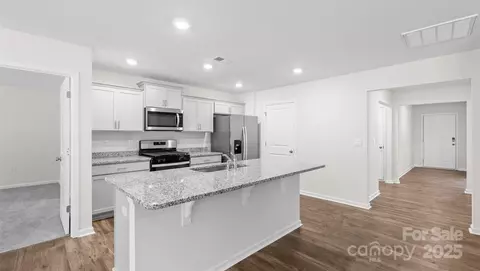 185 Callie River Ct, Clyde, NC 28721 photo 6