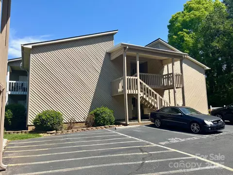 140 Lake Concord Ne D-1 Rd NE #D-1, Concord, NC 28025