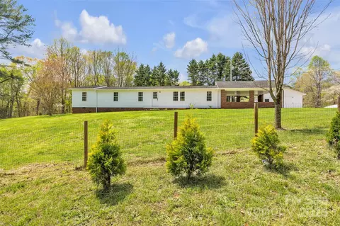 1975 Old Wilkesboro Rd, Taylorsville, NC 28681