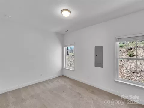 Bedroom - 37 Brian Dr, Canton, NC 28716 photo 1 of 5