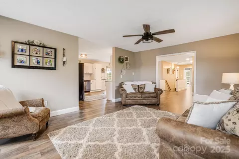 Living - 139 Grassy Fields Dr, Marshall, NC 28753 photo 1 of 2