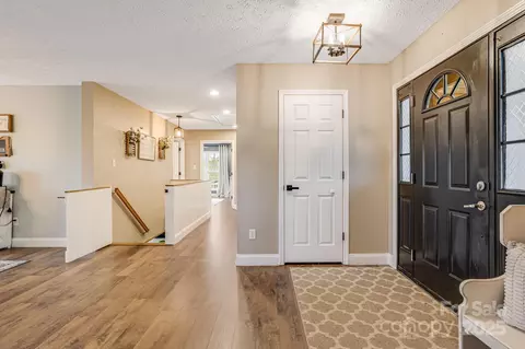 Entry Way - 139 Grassy Fields Dr, Marshall, NC 28753 photo 2 of 5