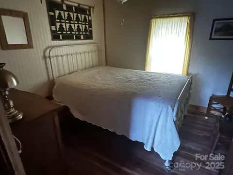 1111 Reasonover Rd, Cedar Mountain, NC 28718 photo 9