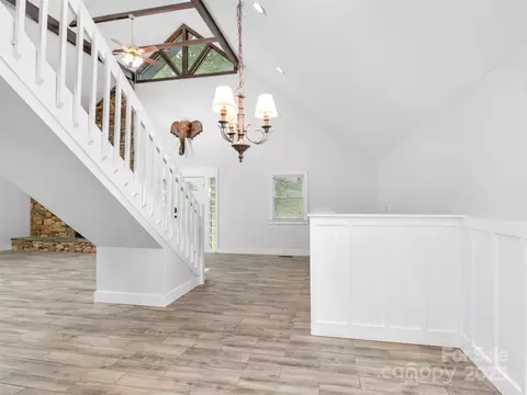 Entry Way - 373 Vineyard Rd, Tryon, NC 28782 photo 1 of 2