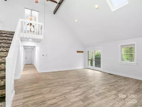 Living - 373 Vineyard Rd, Tryon, NC 28782 photo 6 of 7