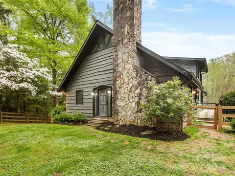 Exterior - 373 Vineyard Rd, Tryon, NC 28782 photo 5 of 10
