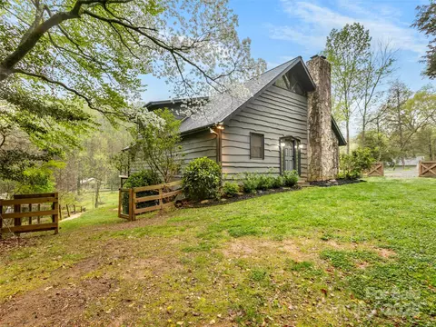 Exterior - 373 Vineyard Rd, Tryon, NC 28782 photo 4 of 10