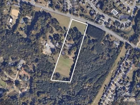 1422 Sunset Rd, Charlotte, NC 28216