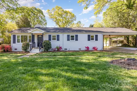 706 Lowell Ave, Lowell, NC 28098