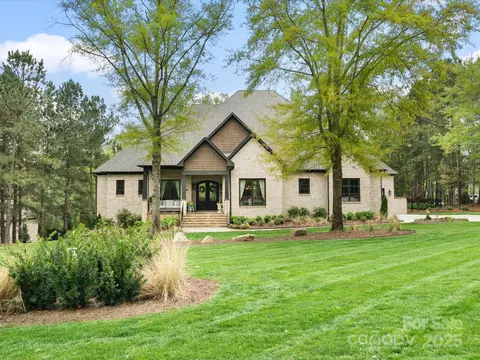 4012 Flagstone Dr, Lancaster, SC 29720