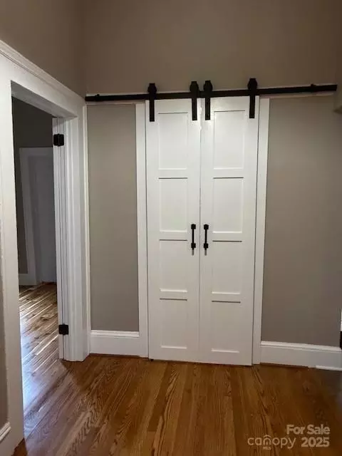 Entry Way - 705 3rd Nw Ave NW, Hickory, NC 28601 photo 1 of 1