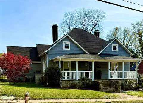 705 3rd Nw Ave NW, Hickory, NC 28601
