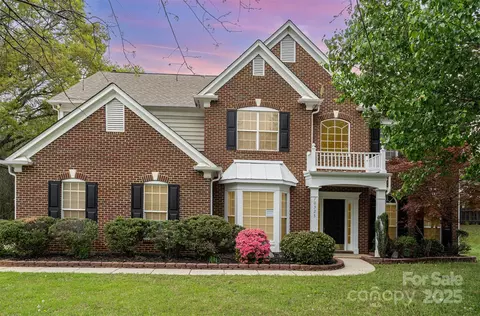 10325 Merlin Meadows Ct, Charlotte, NC 28277