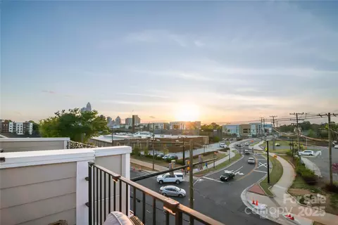 224 Parkwood Ave, Charlotte, NC 28206