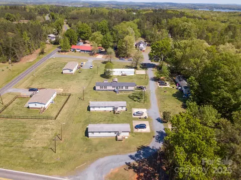 40724 Nc 740 Hwy, New London, NC 28127