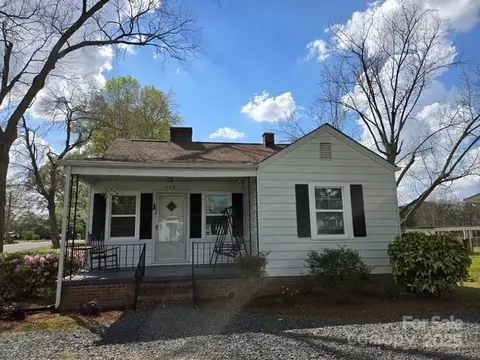 526 Arlington Ave, Albemarle, NC 28001