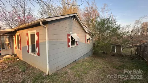Other - 110 Logan St, Morganton, NC 28655 photo 2 of 9