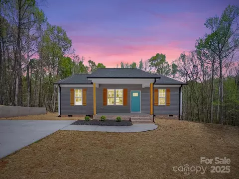 297 Barr Link Rd, Mount Pleasant, NC 28124