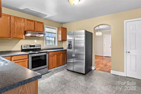 4106 Patsy Dr, Winston Salem, NC 27107 photo 8