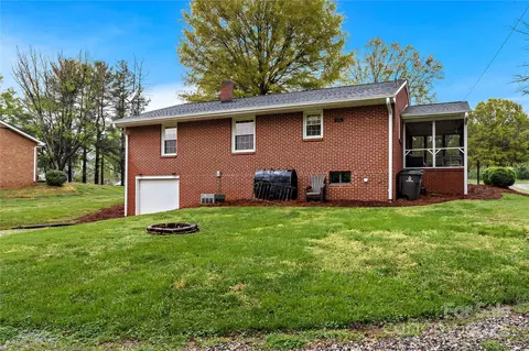 4106 Patsy Dr, Winston Salem, NC 27107 photo 20