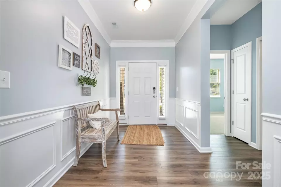 Entry Way - 108 Toxaway St, Mooresville, NC 28115 photo 2 of 3