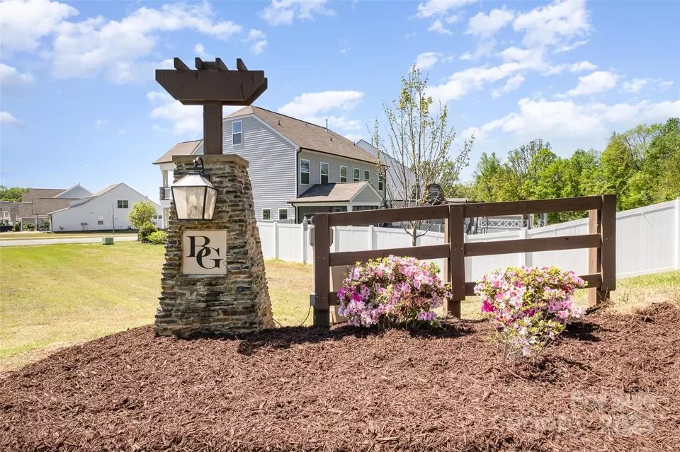 View/Area - 108 Toxaway St, Mooresville, NC 28115 photo 1 of 1