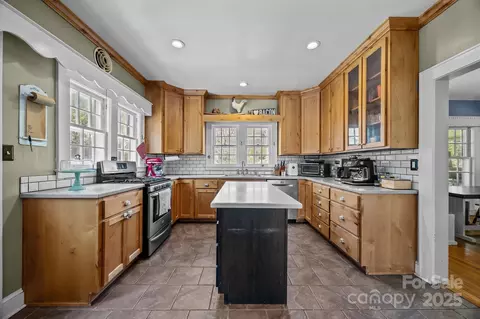 Kitchen - 35 Johnson St, Canton, NC 28716 photo 1 of 3