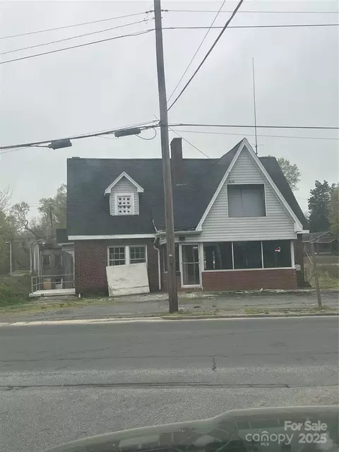 1214 Pee Dee Ave, Albemarle, NC 28001