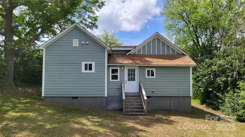 Exterior - 925 14th St, Lancaster, SC 29720 photo 3 of 3