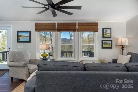 55 Whitaker Cir, Fairview, NC 28730 photo 18