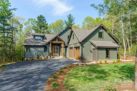 29 Wild Deer Trl, Zirconia, NC 28790