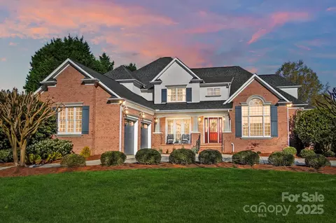 1404 Churchill Downs Dr, Waxhaw, NC 28173