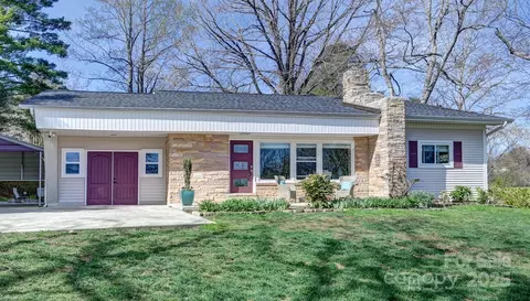 8 Marley Dr, Flat Rock, NC 28731