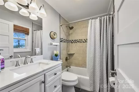 Bath - 8 Marley Dr, Flat Rock, NC 28731 photo 2 of 2