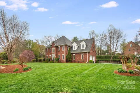 201 Springwood Ne Dr NE, Valdese, NC 28690
