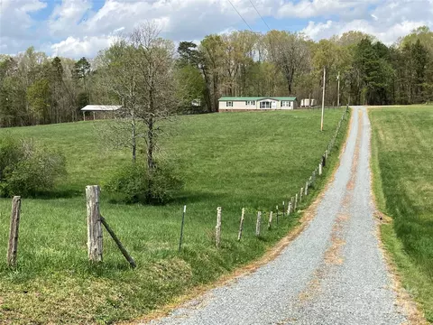 13079 Philadelphia Church Rd, Oakboro, NC 28129