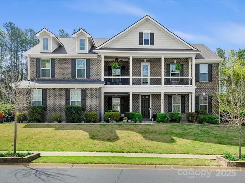 8618 Whitehawk Hill Rd, Waxhaw, NC 28173