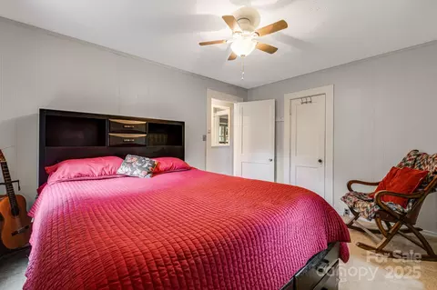 Bedroom - 1041 Groundhog Rd, Canton, NC 28716 photo 1 of 7