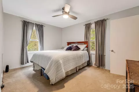 Bedroom - 1041 Groundhog Rd, Canton, NC 28716 photo 3 of 7
