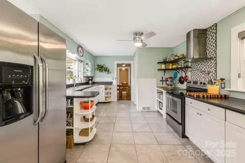 Kitchen - 1041 Groundhog Rd, Canton, NC 28716 photo 3 of 3